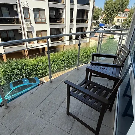 Hotel apartamentowy Atlantis *